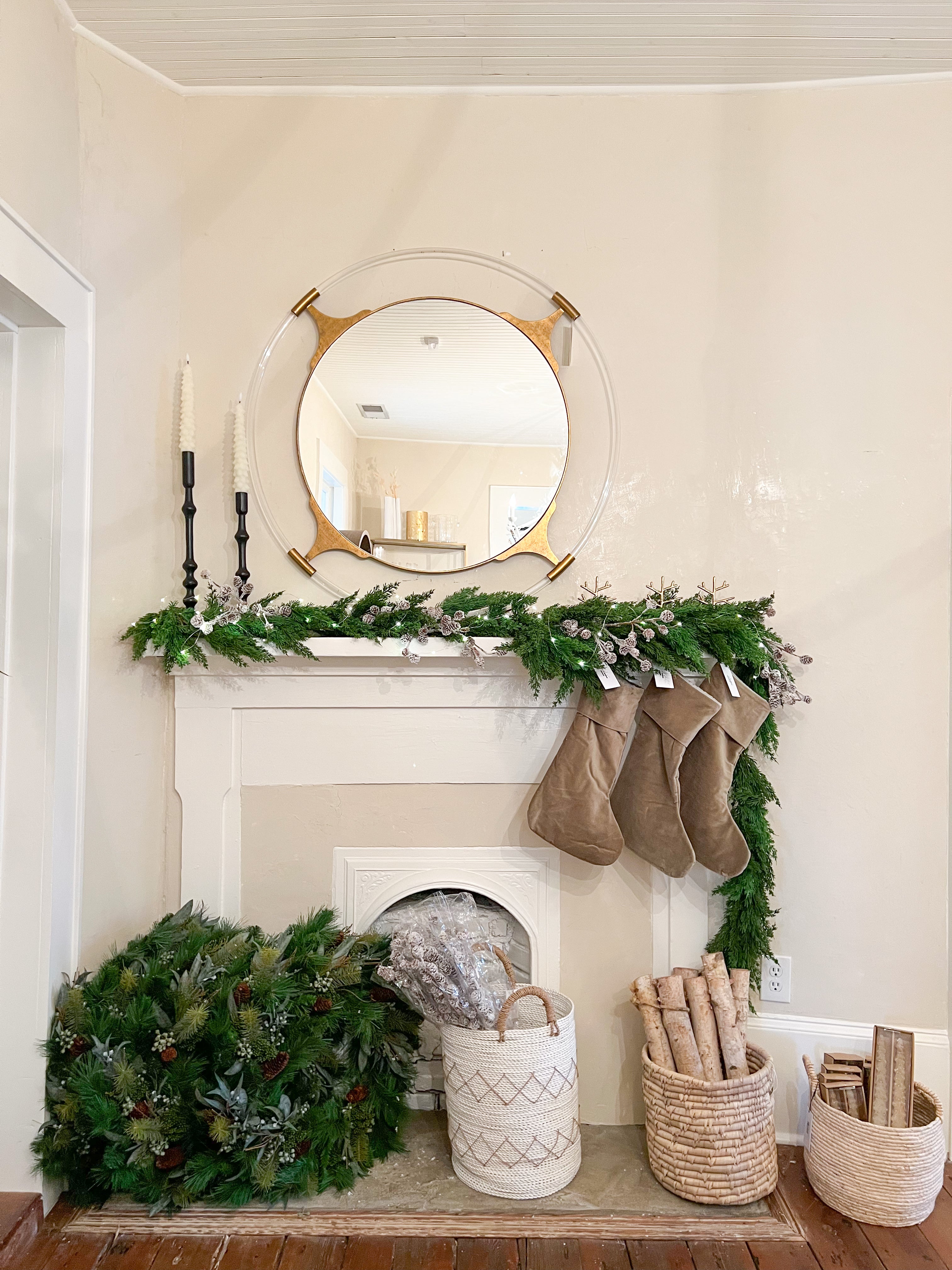 Linen & Flax Holiday Mantel Kit