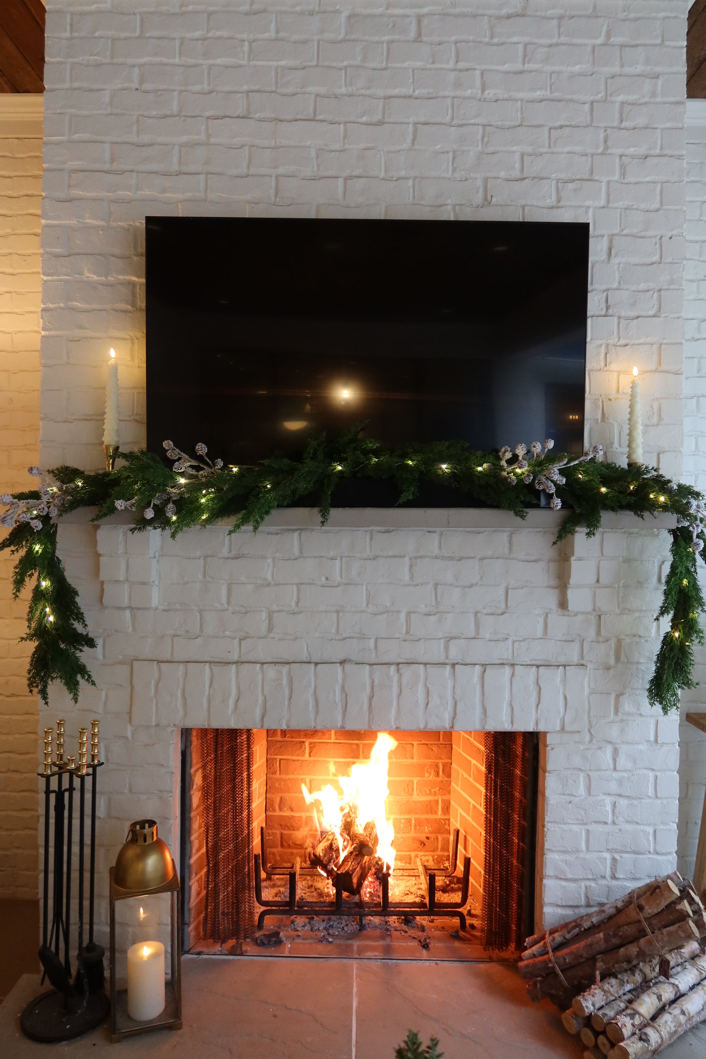 Linen & Flax Holiday Mantel Kit