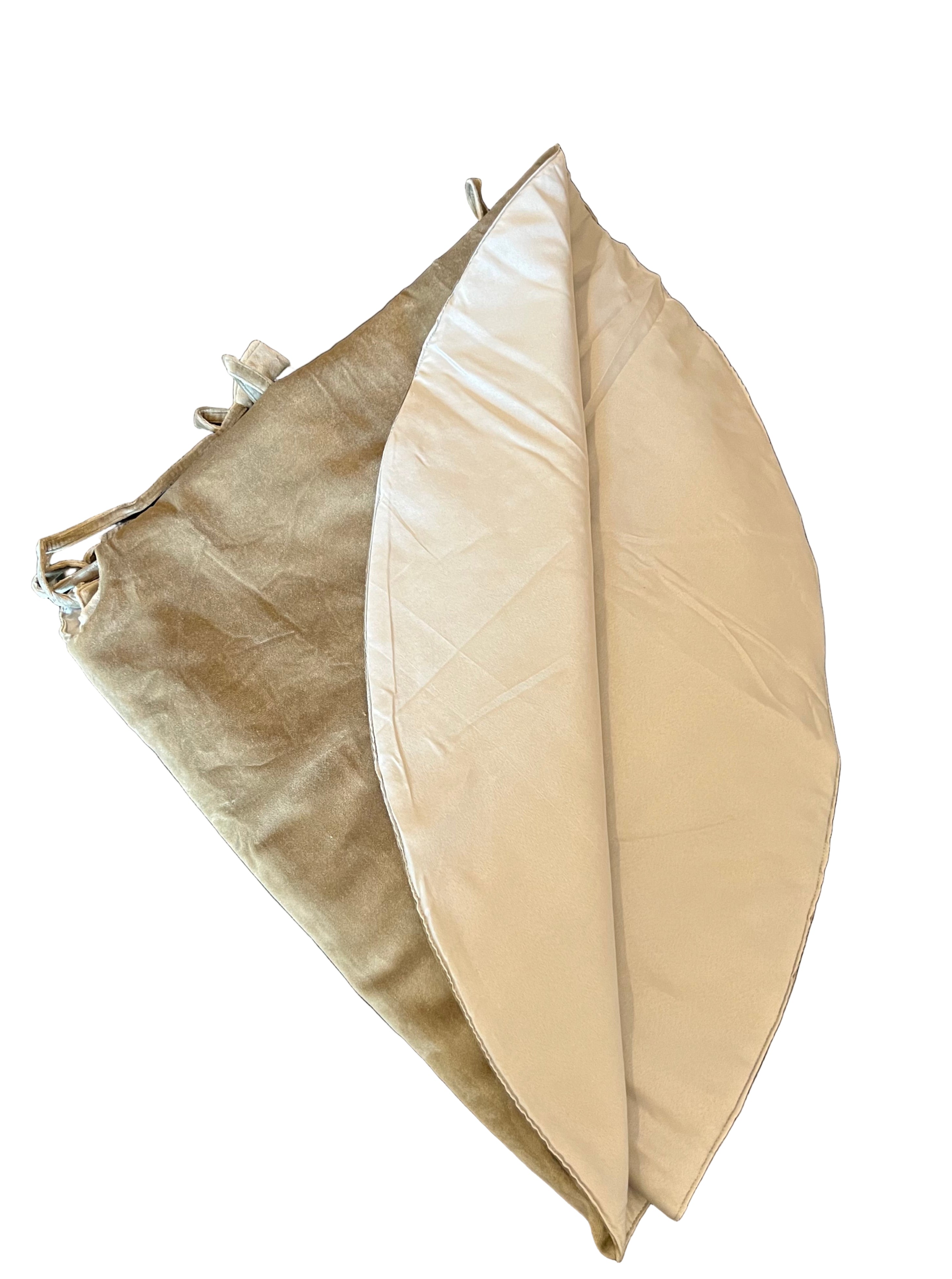 47" Sage Velvet Reversible Tree Skirt