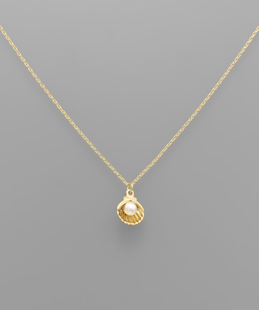 Shell & Pearl Necklace-Gold