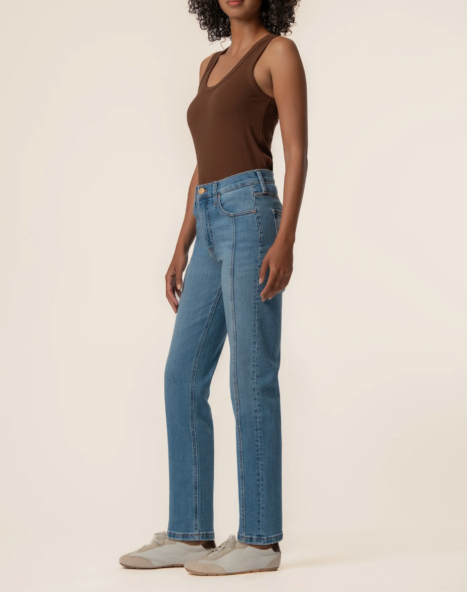 Blair Fab Ab-Exhibiting