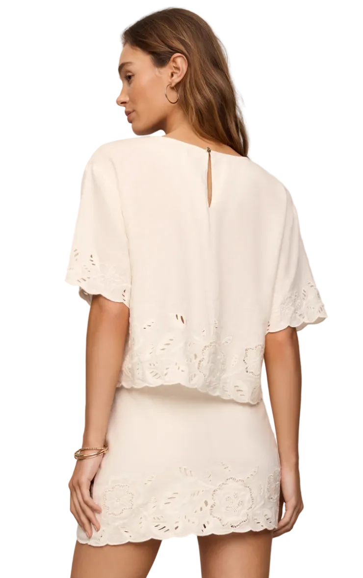 Daya Top-White