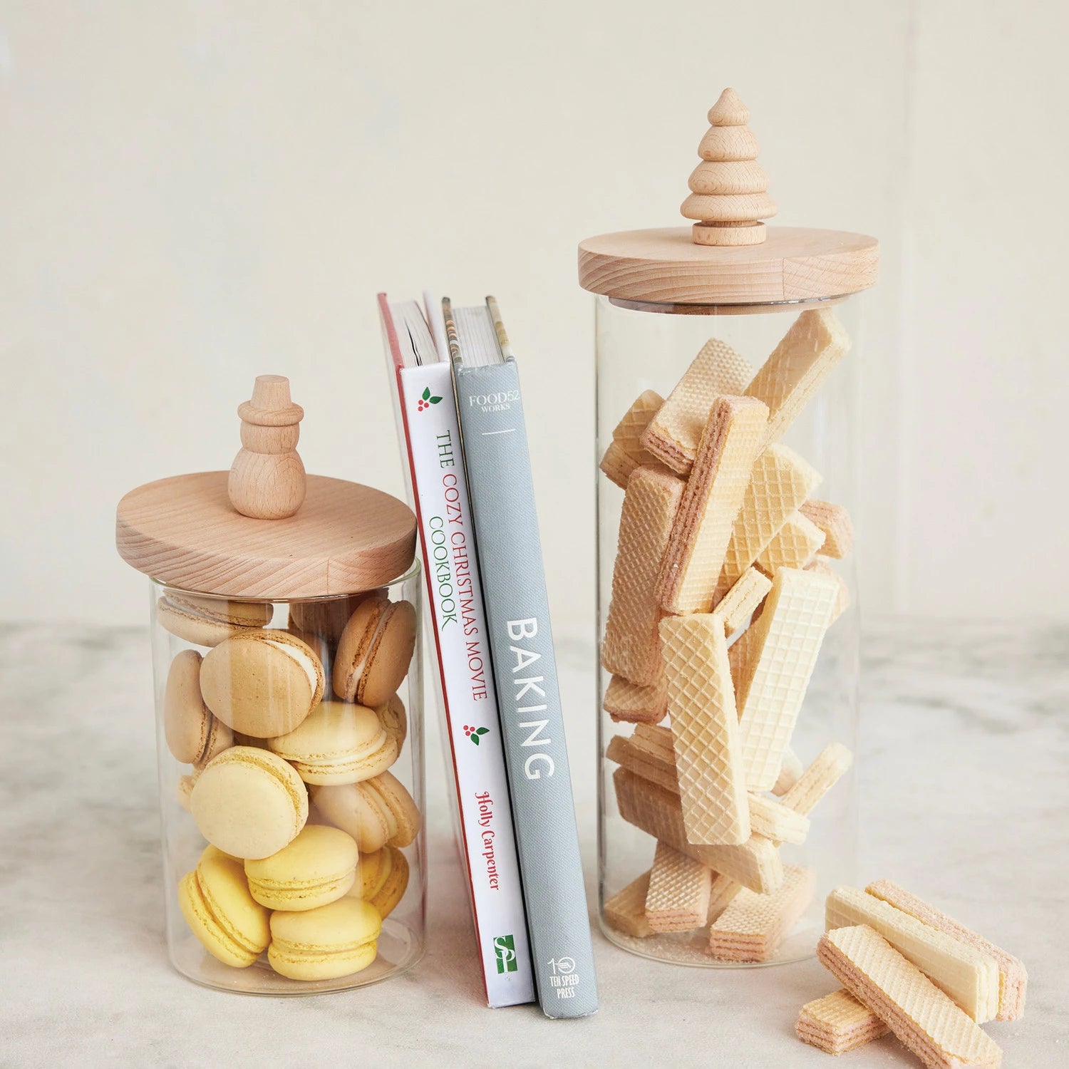 4x8 Glass Canister w/ Snowman Lid