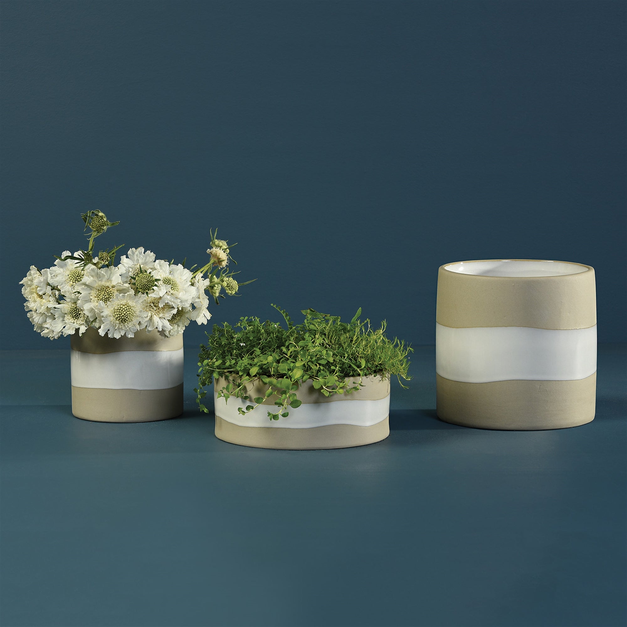 White & Sand Ceramic Low Vase (2 Sizes)