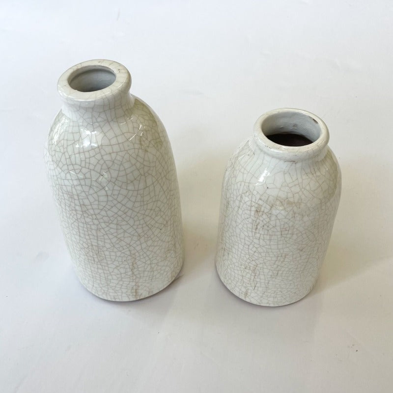 Ivory Ceramic Bottle Vase (2 Sizes)
