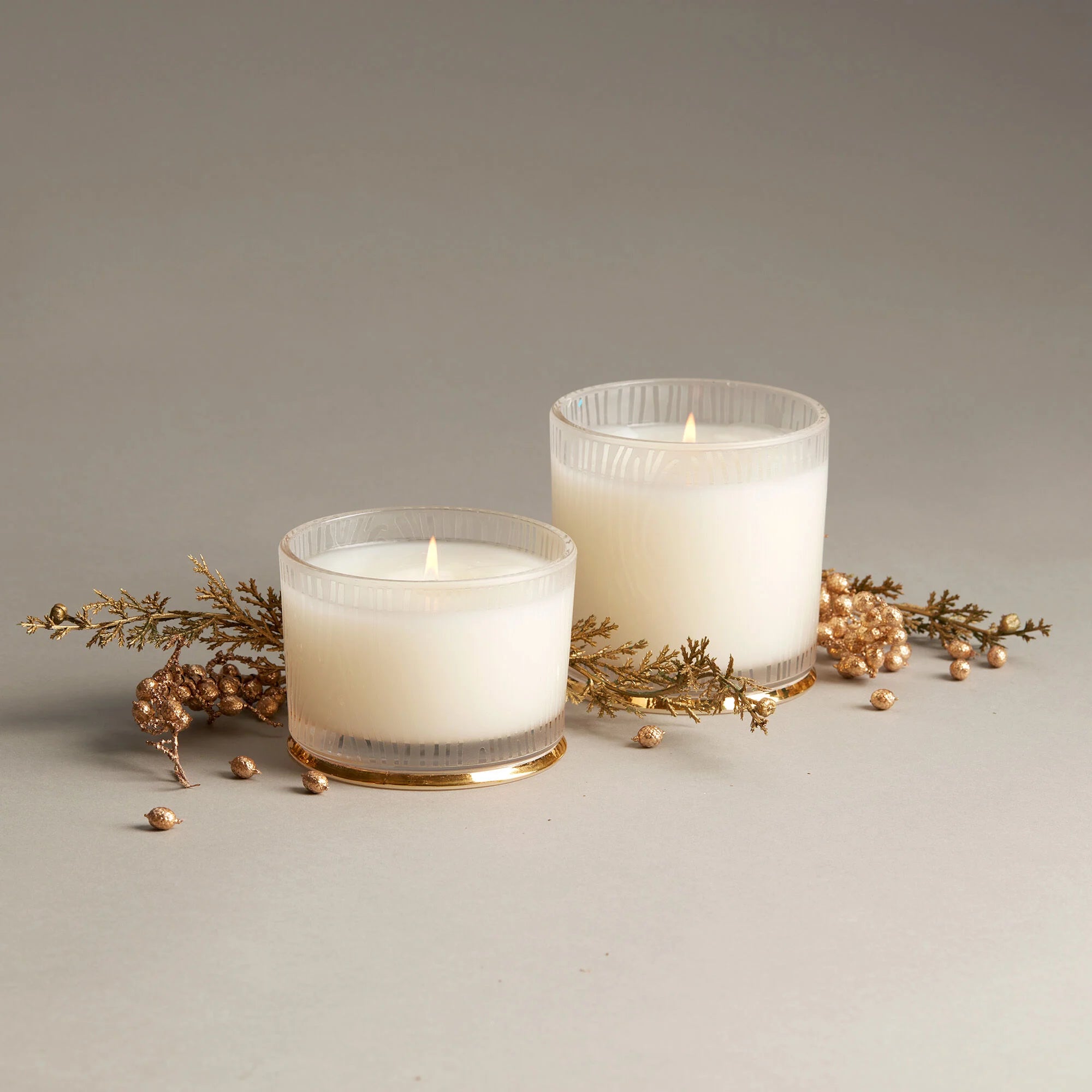 Frasier Fir Gilded Large Candle - Frosted Wood Grain