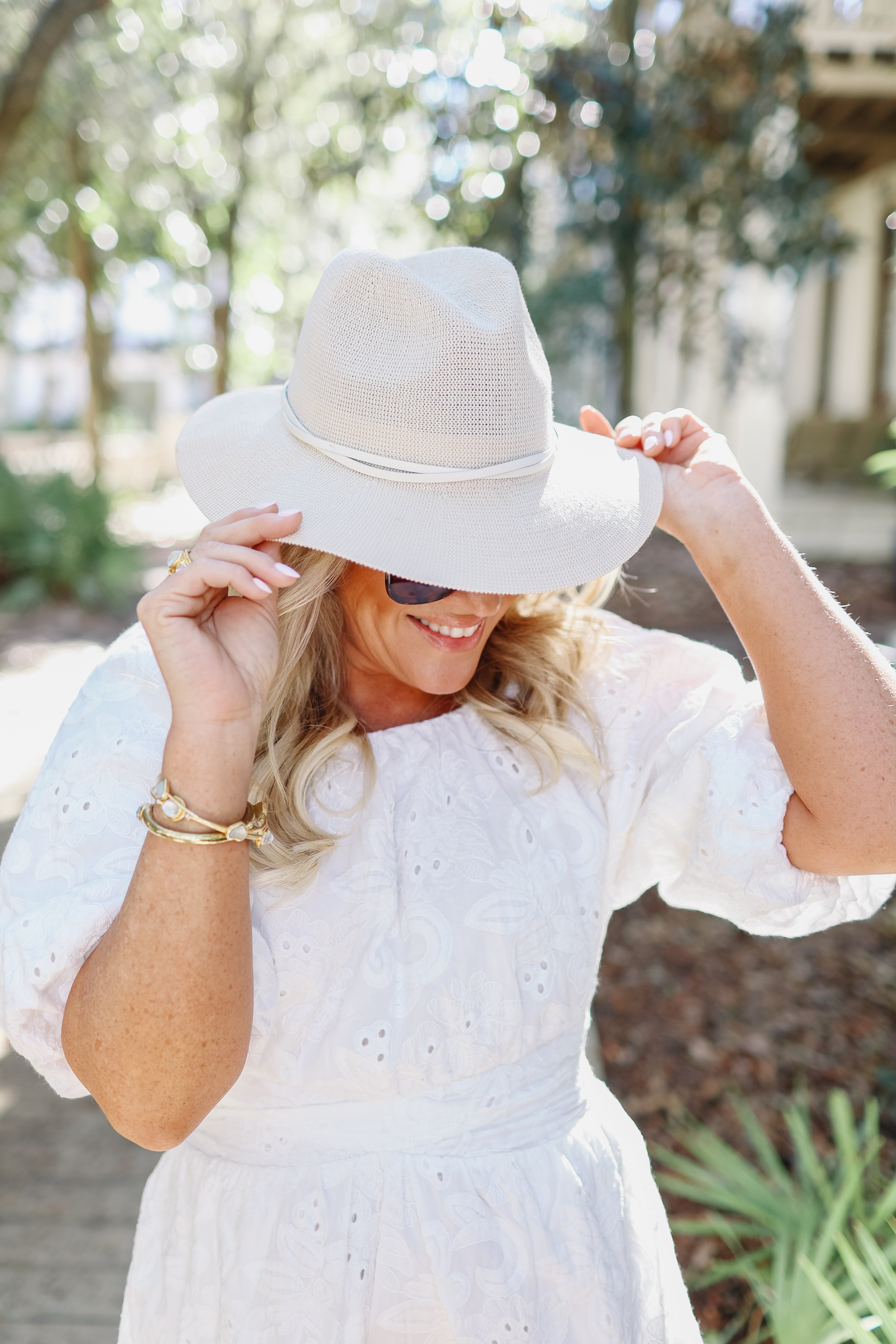 Rosemary Hat-Bone w/ Bone Trim