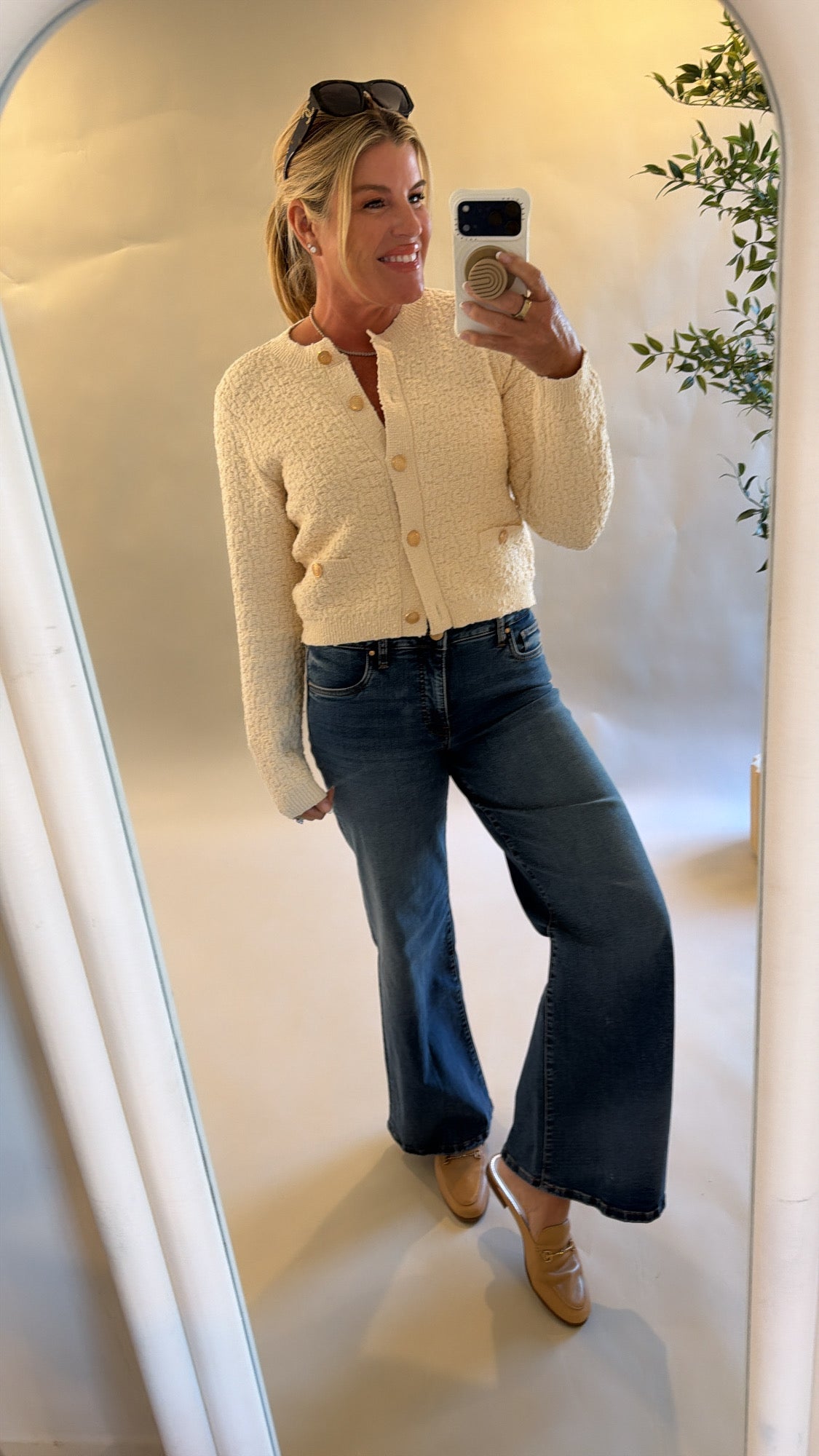 Darthy Cardigan-Cream