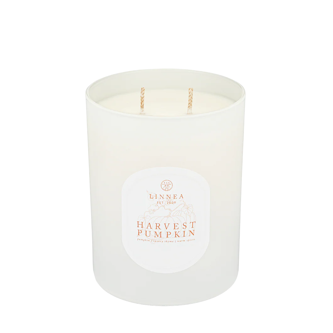 LINNEA Harvest Pumpkin Candle 11oz