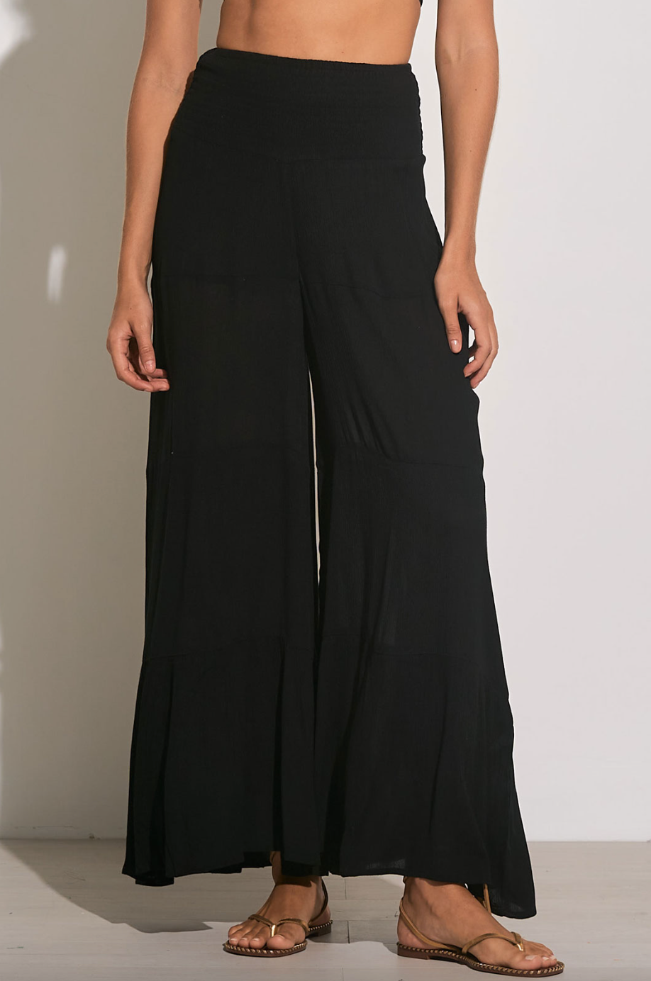 Tiered Wide Leg Pant-Black