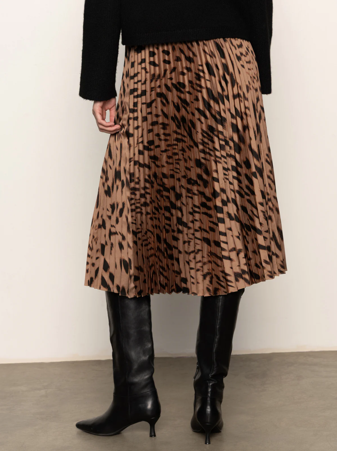 Nostalgia Leopard Print Skirt-Brown