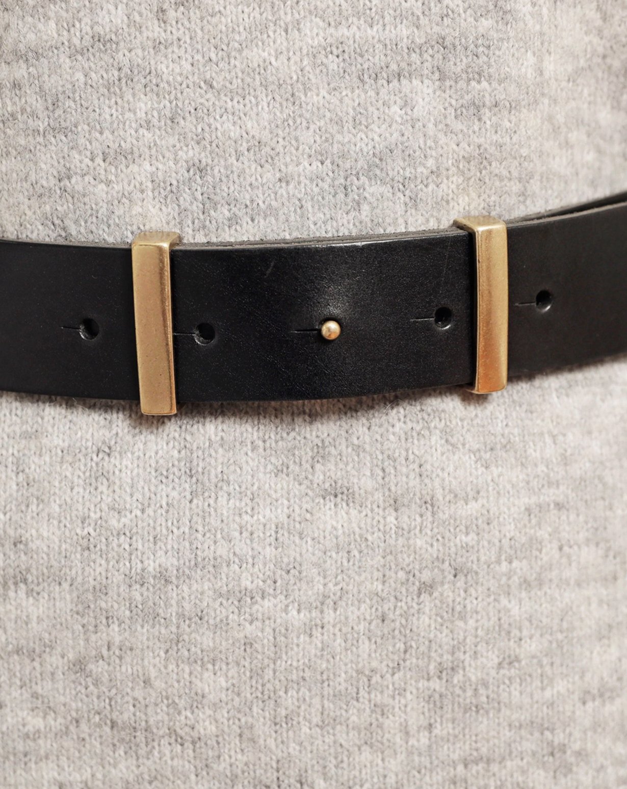 Jip Slimming Buckleless Belt-Black