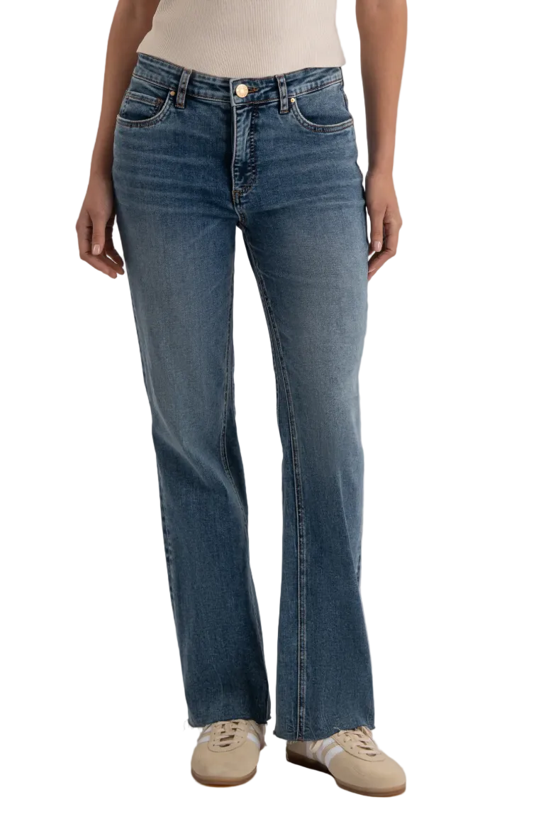 Kelly Kick Flare Jean-Legend
