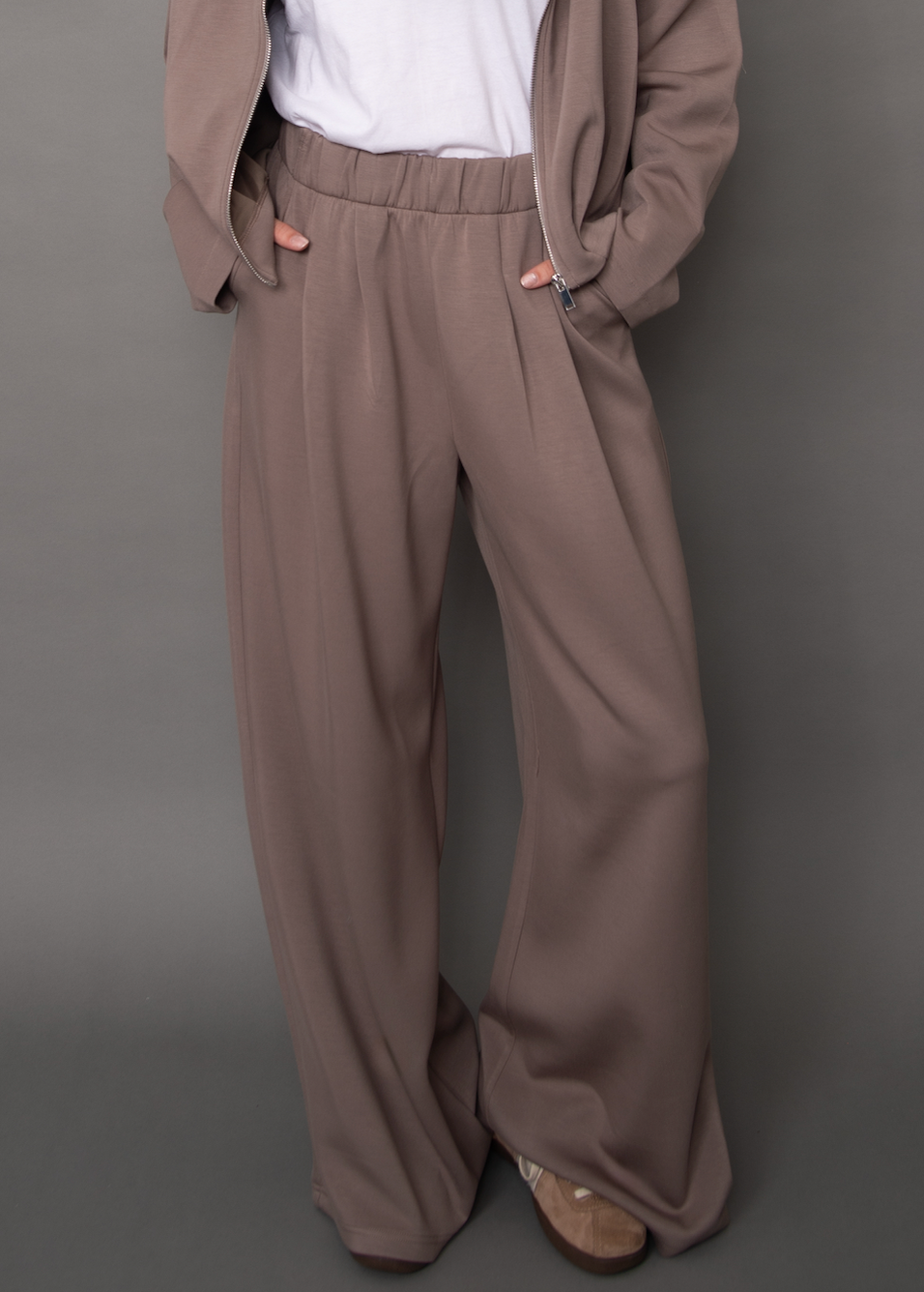 Pascal Pull On Pants-Brown