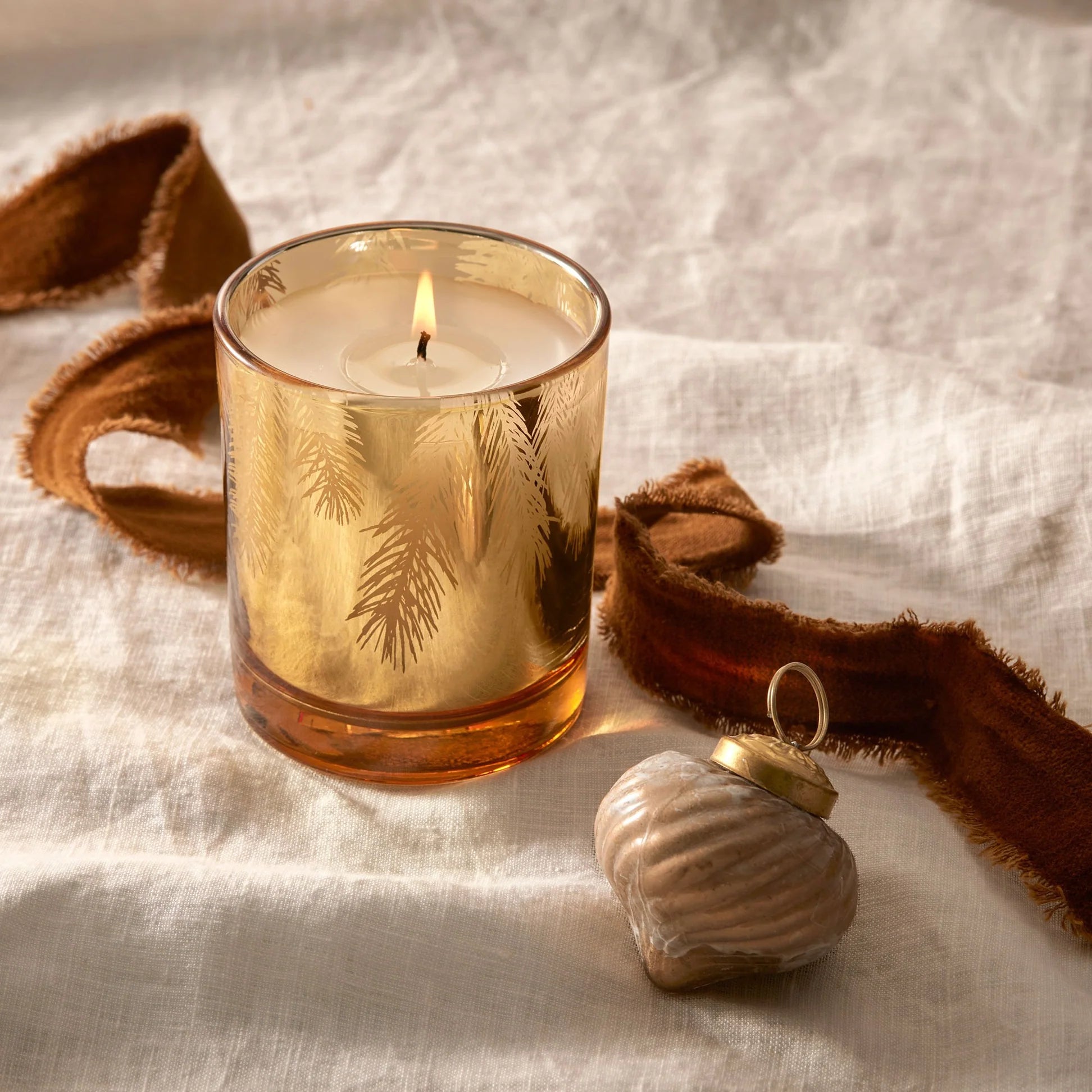 Thymes Frasier Fir Etched Gold Candle-6.5oz
