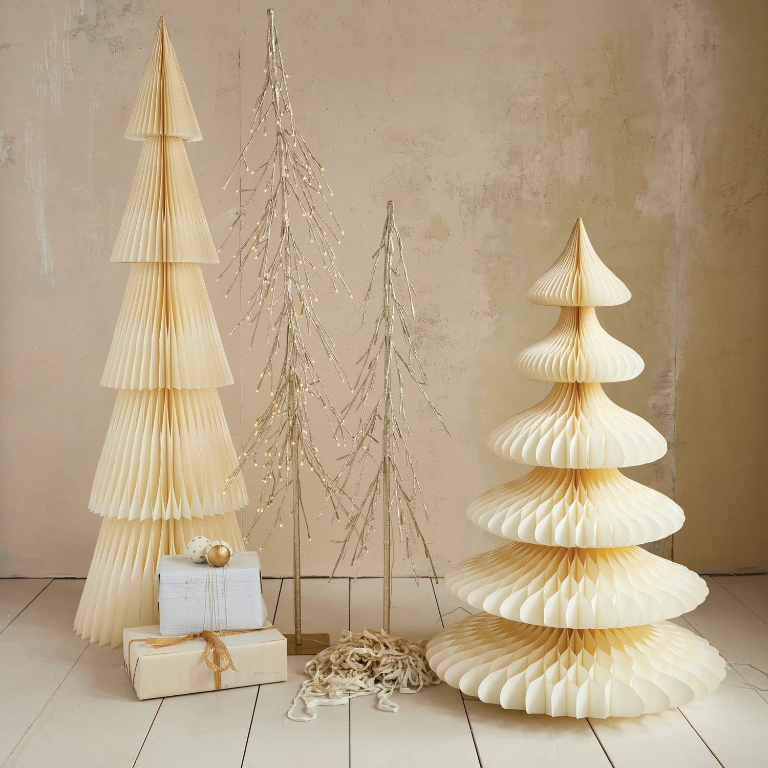 Pre-Lit LED Glitter Tree (2 Sizes)